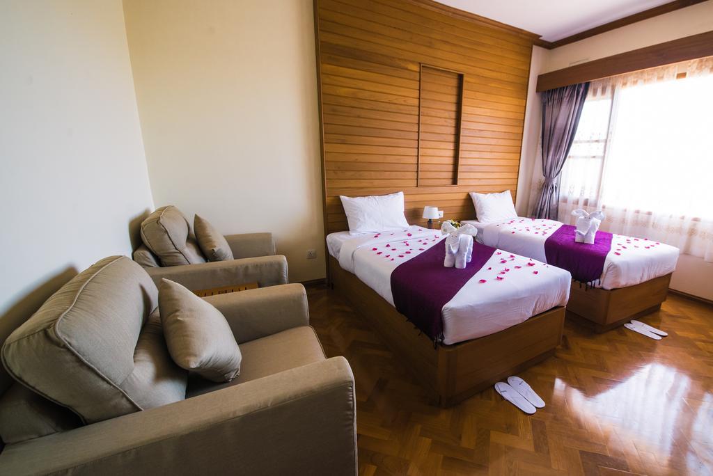 Win Unity Hotel Pyin Oo Lwin Dış mekan fotoğraf